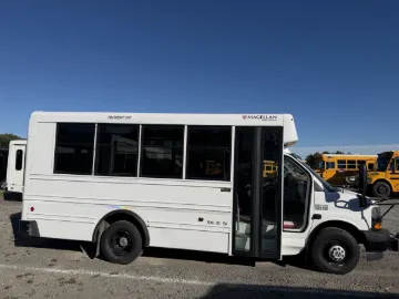 Picture of 2025 Chevrolet Express Magellan Shuttle Bus