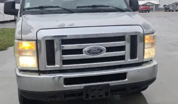 Picture of 2009 Ford E350 Passenger Van