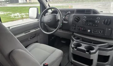 Picture of 2009 Ford E350 Passenger Van