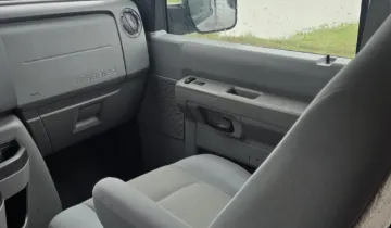 Picture of 2009 Ford E350 Passenger Van