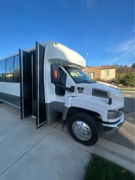 Picture of 2017 Chevrolet Davey Coach Shuttle Bus Limo & Party Bus