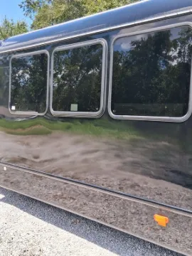 Picture of 2016 Ford E450 Starcraft Limo Bus