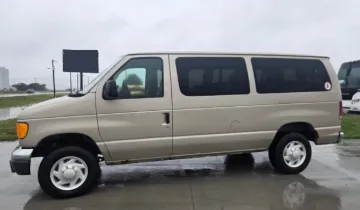 Picture of 2007 Ford E350 Passenger Van