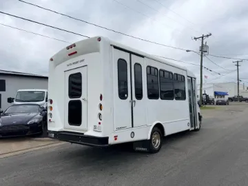 Picture of 2017 Chevrolet Express 4500 Starcraft Shuttle Bus ADA