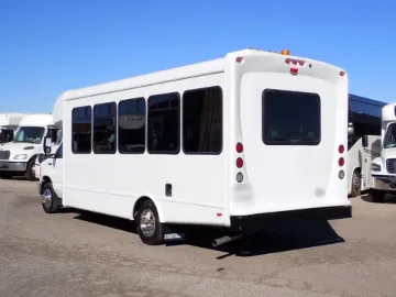 Picture of 2022 Ford E450 Startrans Senator Shuttle Bus