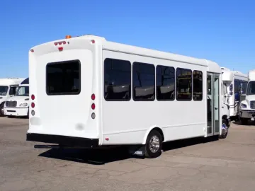 Picture of 2022 Ford E450 Startrans Senator Shuttle Bus