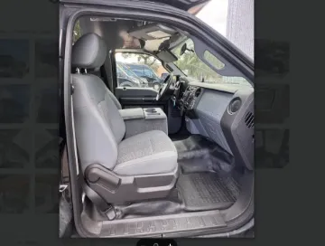 2014 F-550 Diesel 29P Krystal