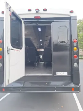 Picture of 2013 Ford F-550 Glaval 26P ADA