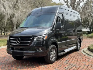 Picture of 2024 Mercedes-Benz 2500 7P Van
