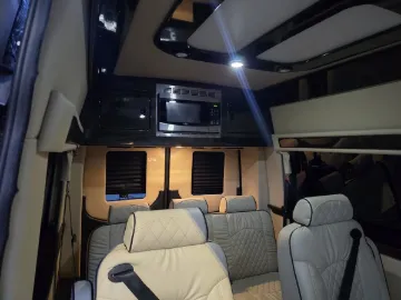 Picture of 2024 Mercedes-Benz 2500 7P Van