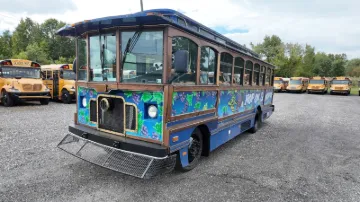 2007 Optima Trolley 28P