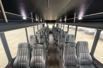 Picture of 2022 Ford F550 Shuttle Bus