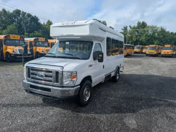 2016 Ford E-350 Shuttle 12P