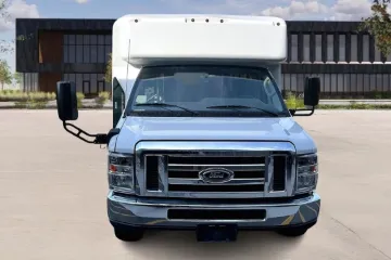 Picture of 2019 Ford E450 Shuttle Bus