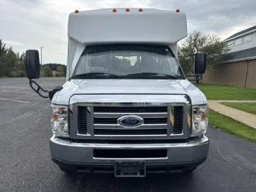 Picture of 2017 Ford E-350 Diamond Coach ADA Shuttle Bus