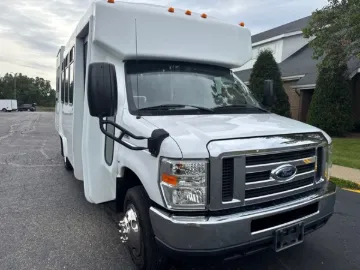 Picture of 2017 Ford E-350 Diamond Coach ADA Shuttle Bus