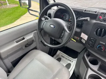 Picture of 2017 Ford E-350 Diamond Coach ADA Shuttle Bus