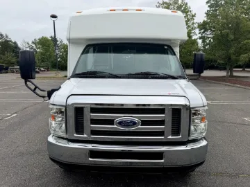 Picture of 2016 Ford E350 Shuttle Bus ADA