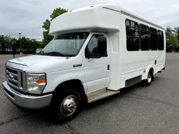 Picture of 2016 Ford E350 Shuttle Bus ADA