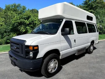 Picture of 2014 Ford E350 Shuttle Bus ADA