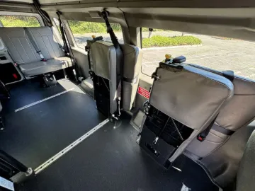 Picture of 2014 Ford E350 Shuttle Bus ADA
