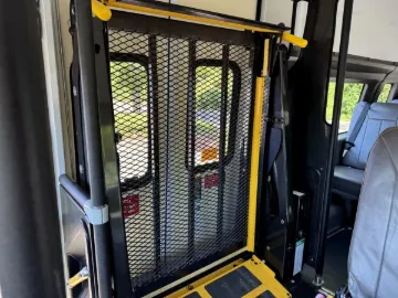 Picture of 2014 Ford E350 Shuttle Bus ADA