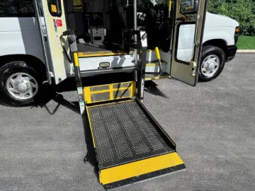 Picture of 2014 Ford E350 Shuttle Bus ADA