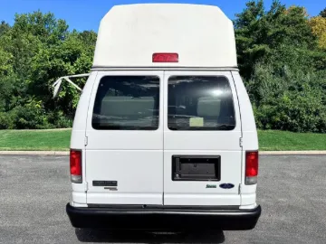 Picture of 2014 Ford E350 Shuttle Bus ADA