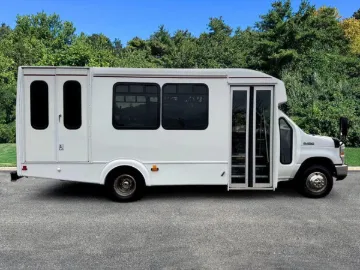 Picture of 2017 Ford E350 Goshen ADA Shuttle