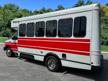 Picture of 2016 Ford E350 Shuttle Bus ADA