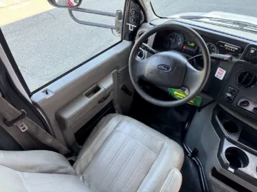 Picture of 2016 Ford E350 Shuttle Bus ADA