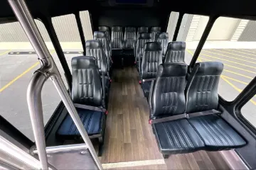 Picture of 2019 Ford E350 Shuttle Bus