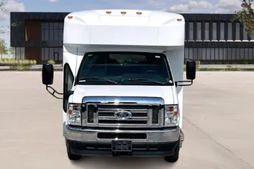 Picture of 2024 Ford E450 Glaval Shuttle Bus
