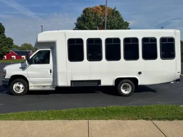 Picture of 2025 Ford E-450 Diamond ADA Shuttle Bus