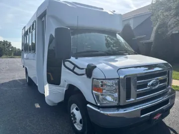 Picture of 2025 Ford E-450 Diamond ADA Shuttle Bus