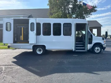 Picture of 2025 Ford E-450 Diamond ADA Shuttle Bus
