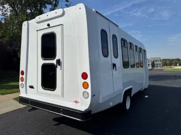 Picture of 2025 Ford E-450 Diamond ADA Shuttle Bus