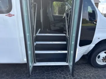 Picture of 2025 Ford E-450 Diamond ADA Shuttle Bus