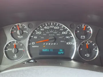 Picture of 2018 Chevrolet Express 3500 Shuttle Bus