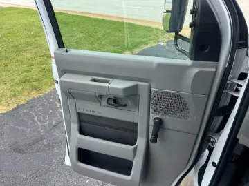 Picture of 2021 Ford E350 ADA Shuttle Bus