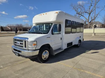 Picture of 2015 Ford E-350 Shuttle Bus ADA