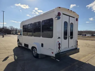 Picture of 2015 Ford E-350 Shuttle Bus ADA
