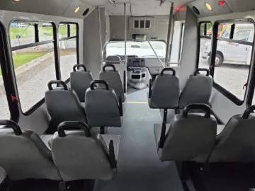 Picture of 2010 Ford E-350 Shuttle Bus ADA