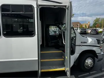 Picture of 2012 Ford E-450 Shuttle Bus