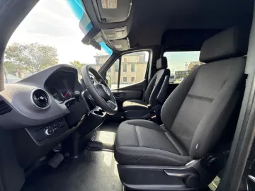 Picture of 2025 Mercedes-Benz Sprinter 2500 Van