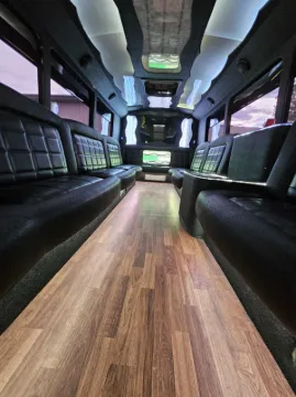 Picture of 2013 IC Bus Pc805 Limo Bus
