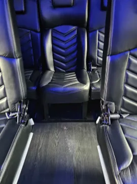 Picture of 2016 Freightliner Grech Mid Size Bus