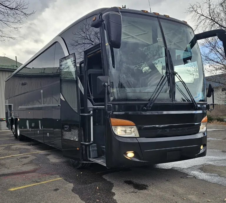 2012 SETRA S 417 Motorcoach – Charter & Tour-Ready Bus with Luggage ...
