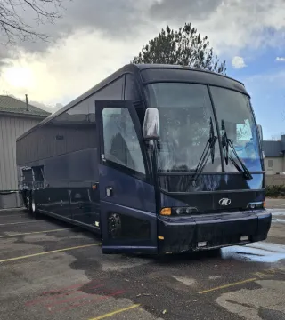 Picture of 2011 MCI E4500 Coach Bus