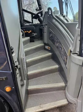 Picture of 2011 MCI E4500 Coach Bus
